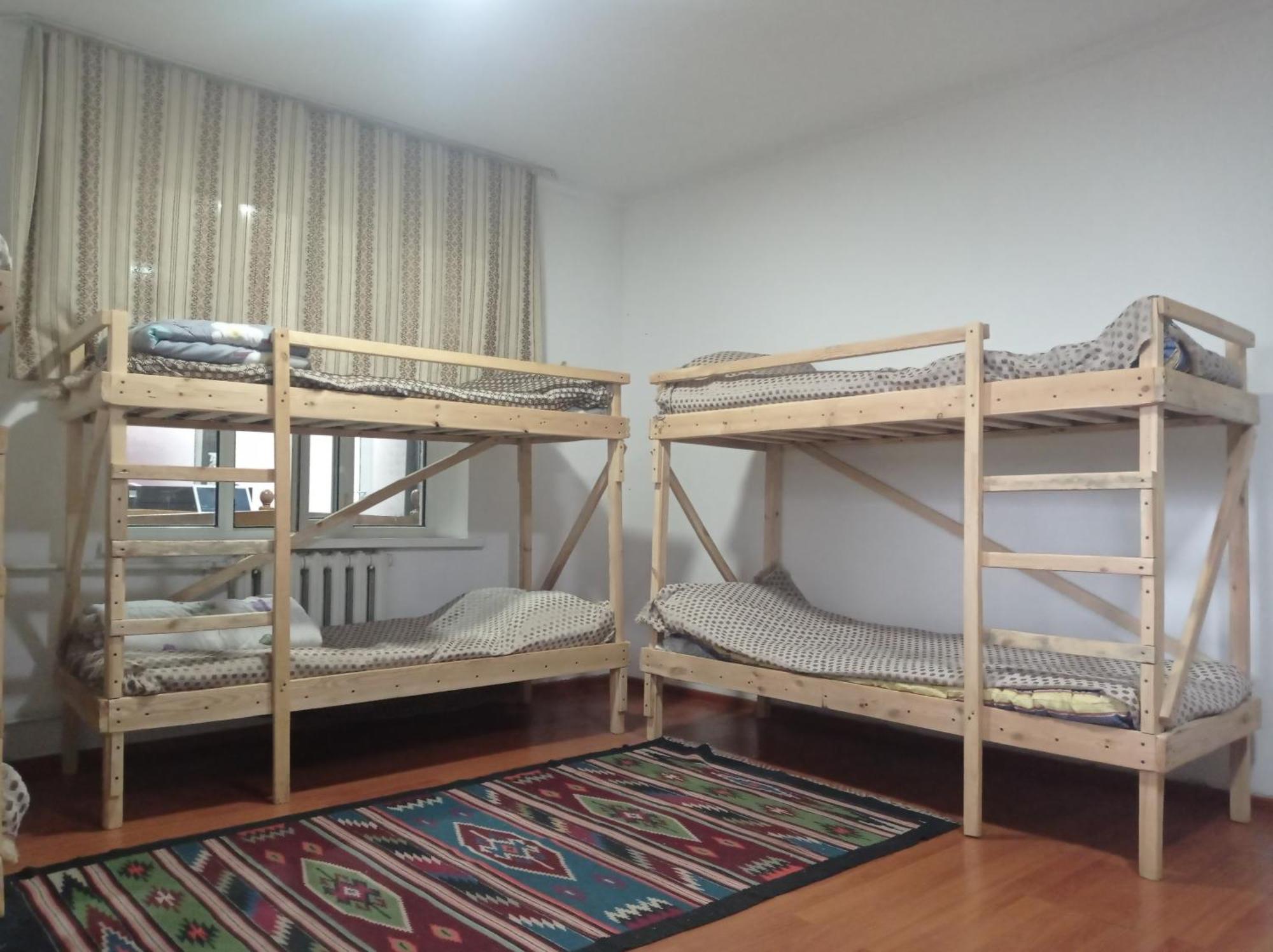 Kgb Home Hostel Biškek Exteriér fotografie