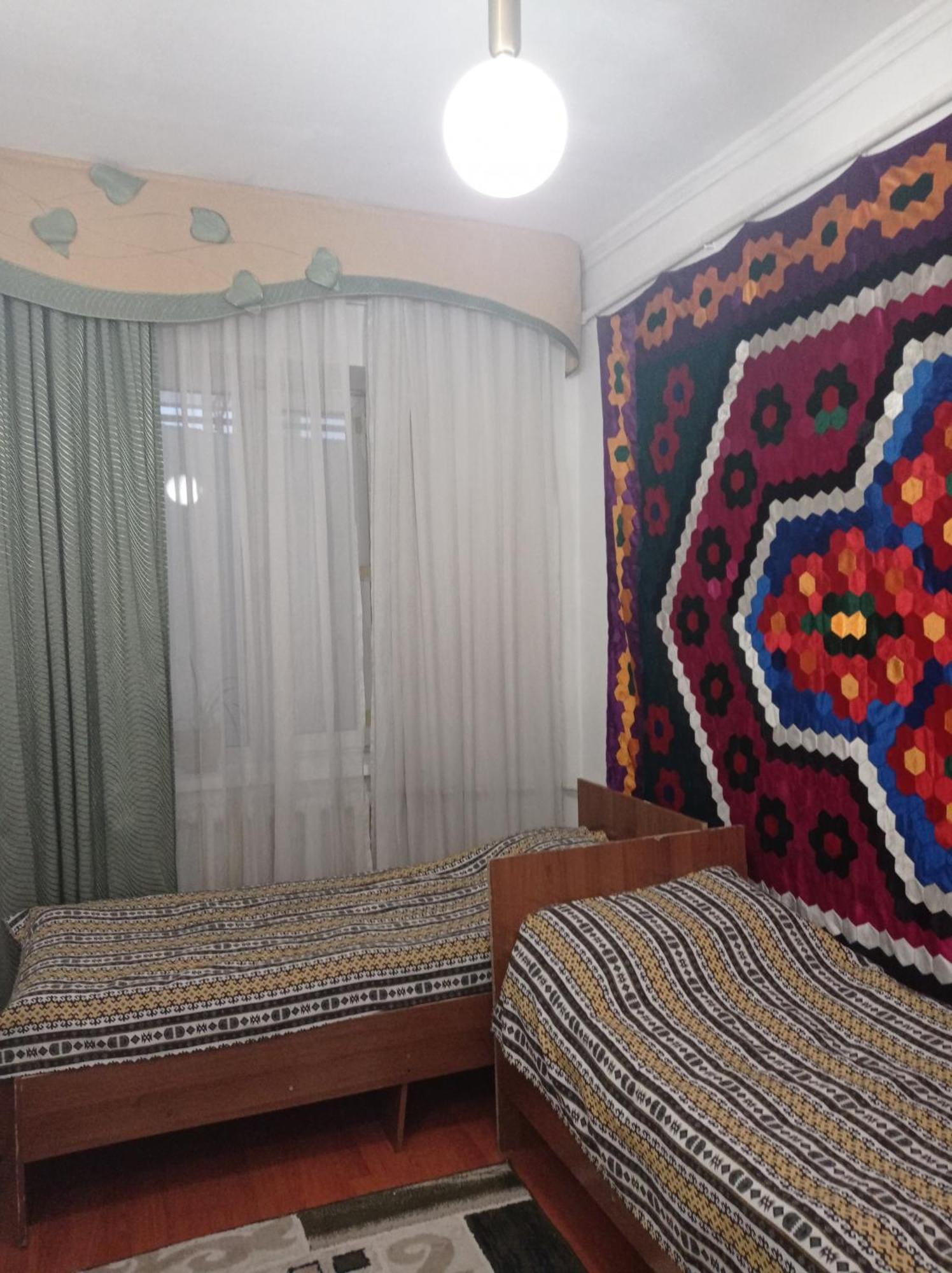 Kgb Home Hostel Biškek Exteriér fotografie