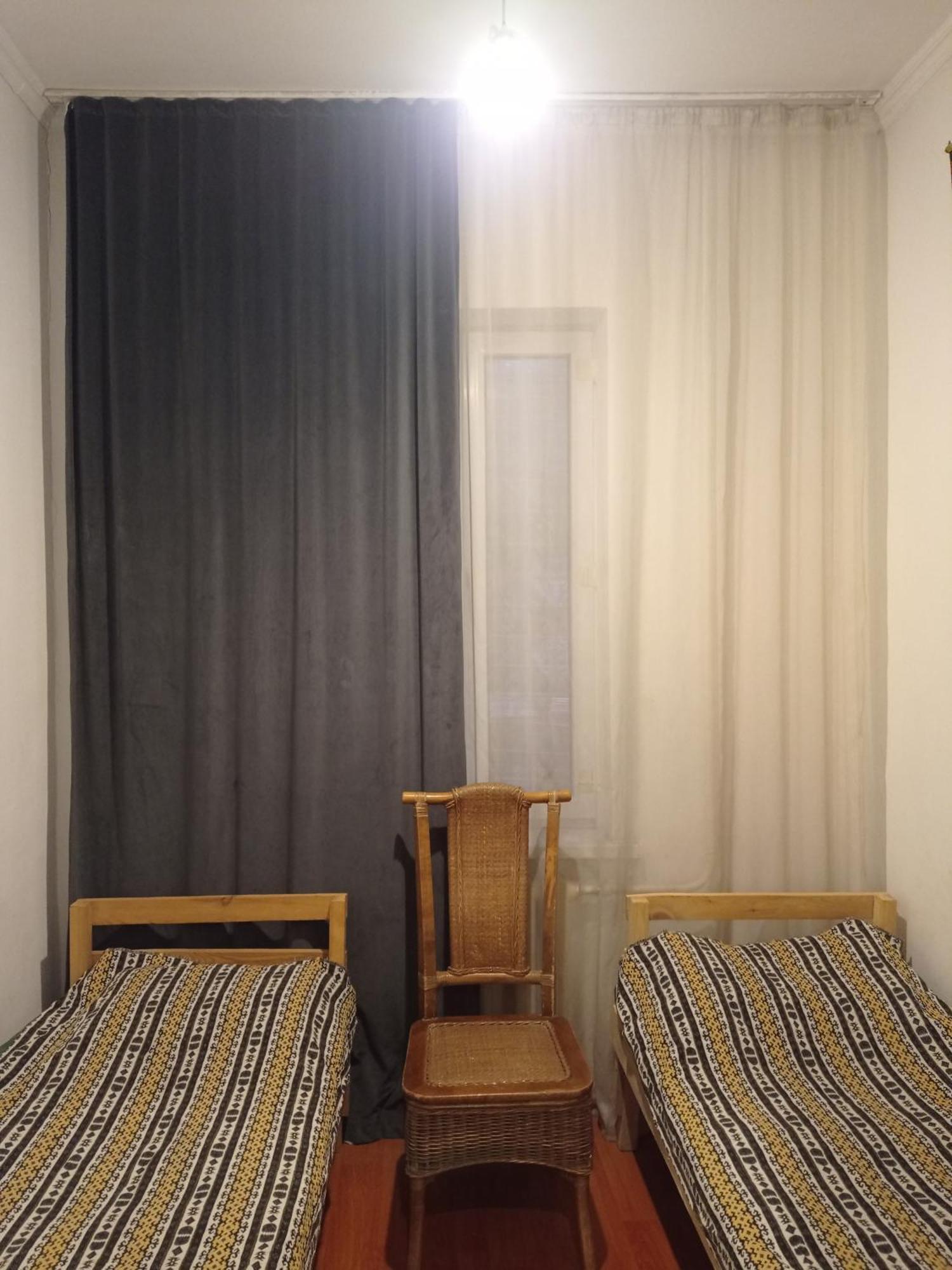 Kgb Home Hostel Biškek Exteriér fotografie